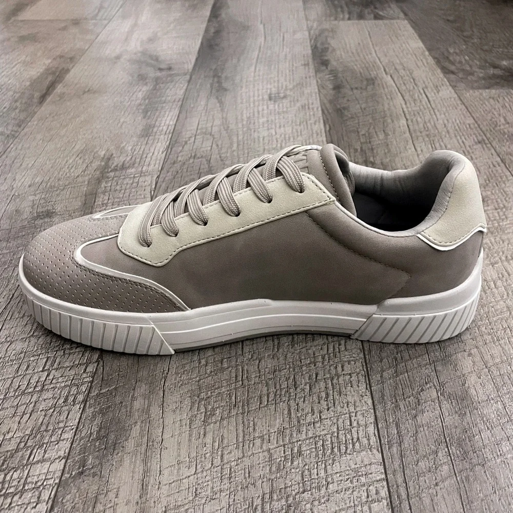 Dkny low top